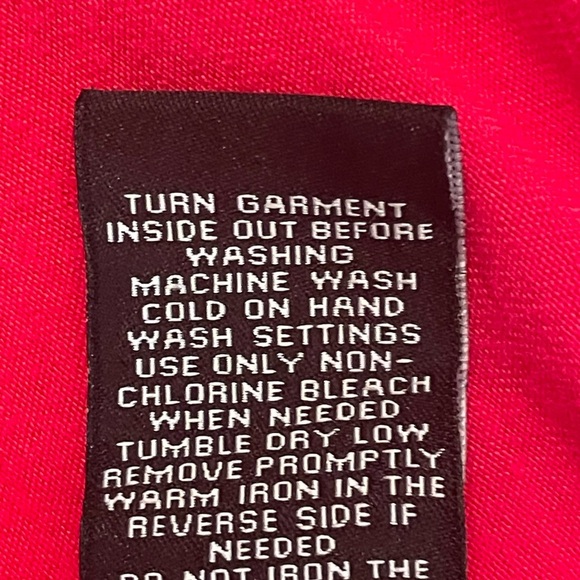 NWOT Zoe +phoebe hot pink top, size small - Picture 5 of 6